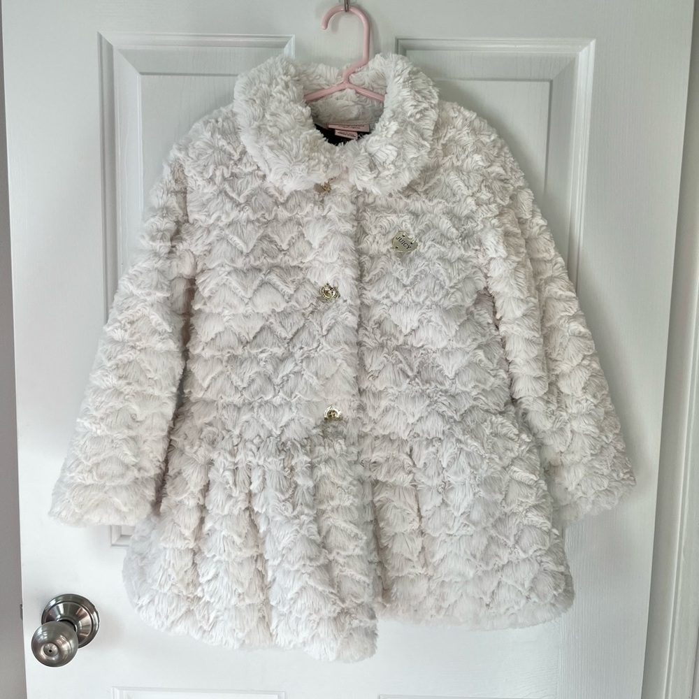 Juicy Couture white Faux Fur girls dress coat